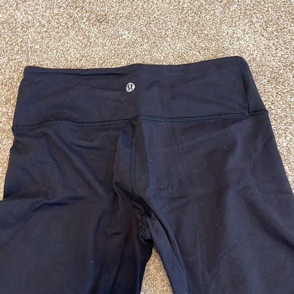 Lululemon leggings size 6 - Picture 2 of 2